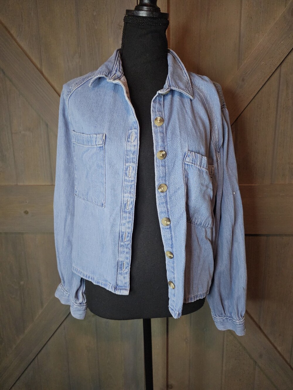 Levi's Tini Long-Sleeve Utility Crop Button Down sz XL